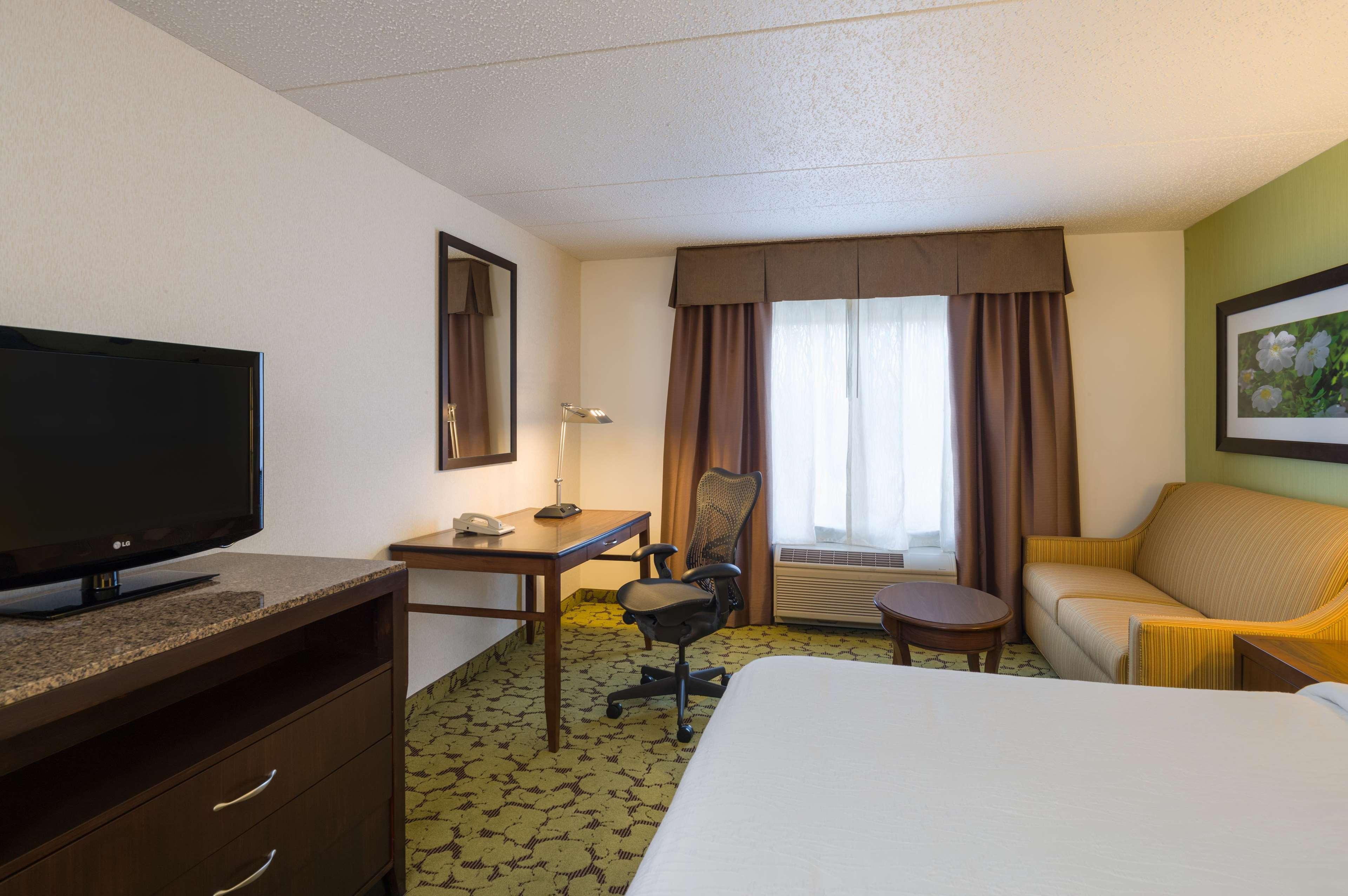 Hilton Garden Inn Edison/Raritan Center מראה חיצוני תמונה