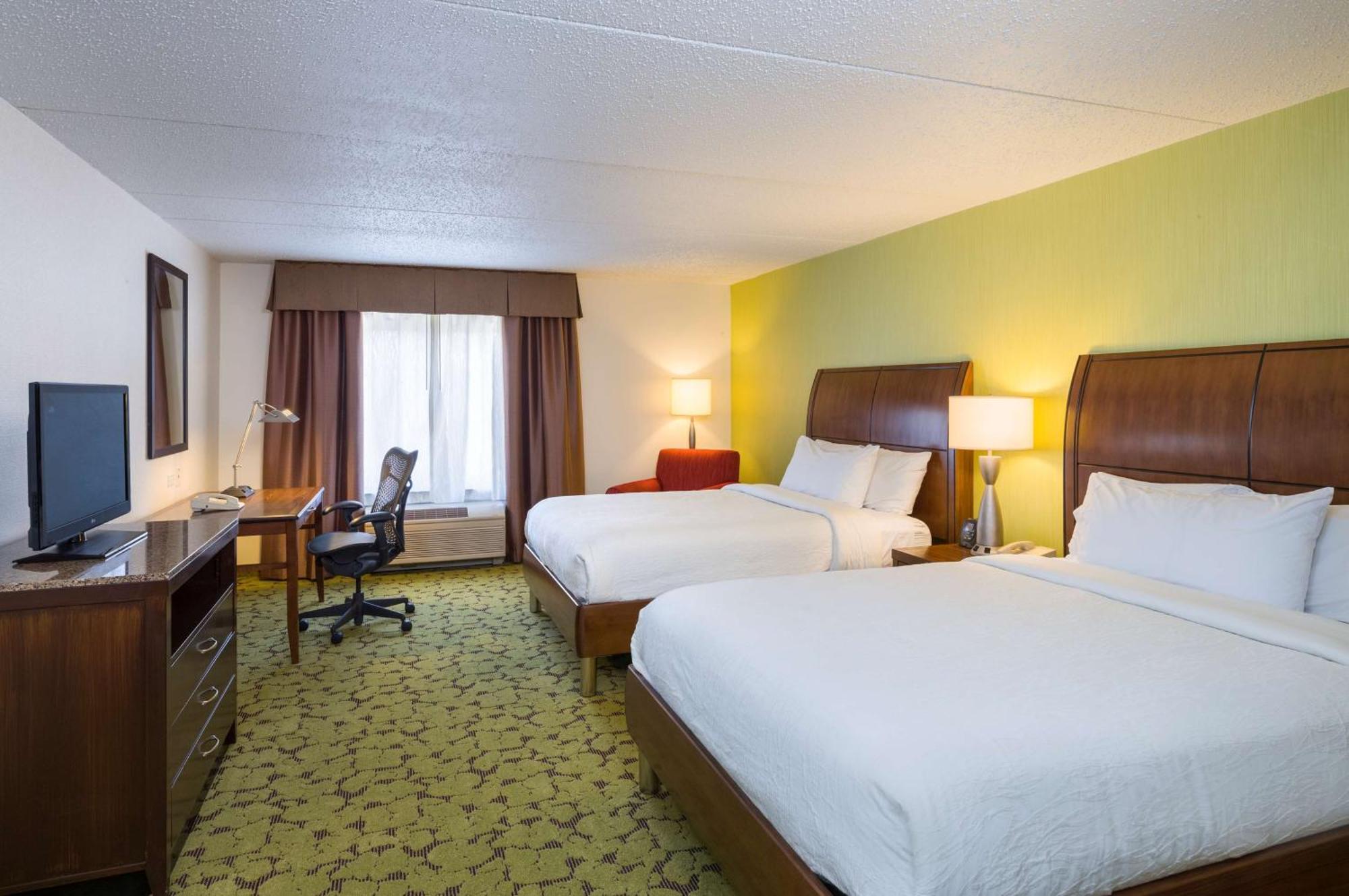 Hilton Garden Inn Edison/Raritan Center מראה חיצוני תמונה