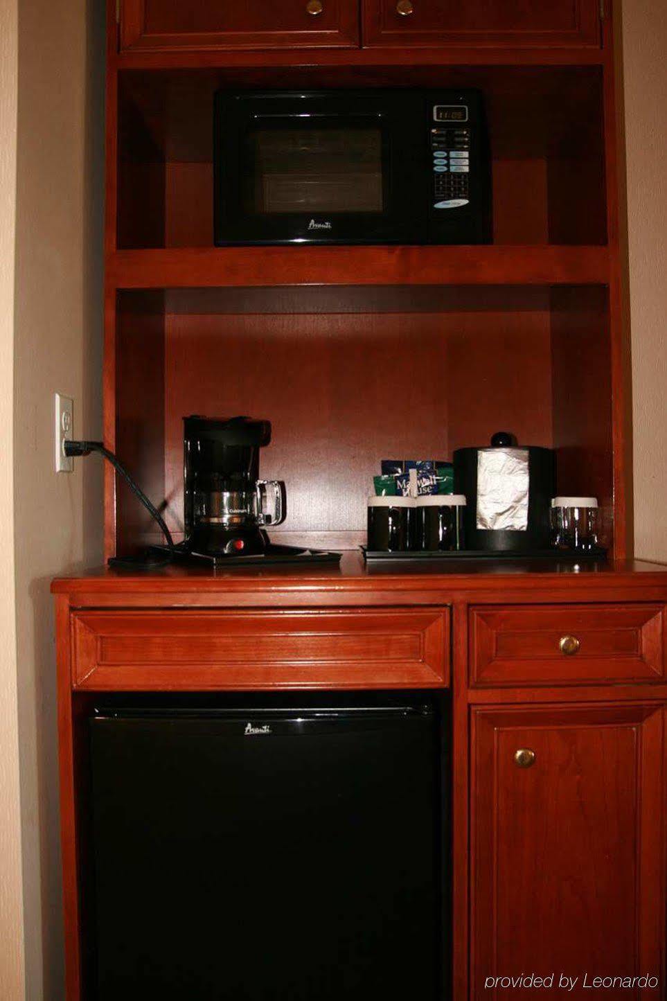 Hilton Garden Inn Edison/Raritan Center חדר תמונה